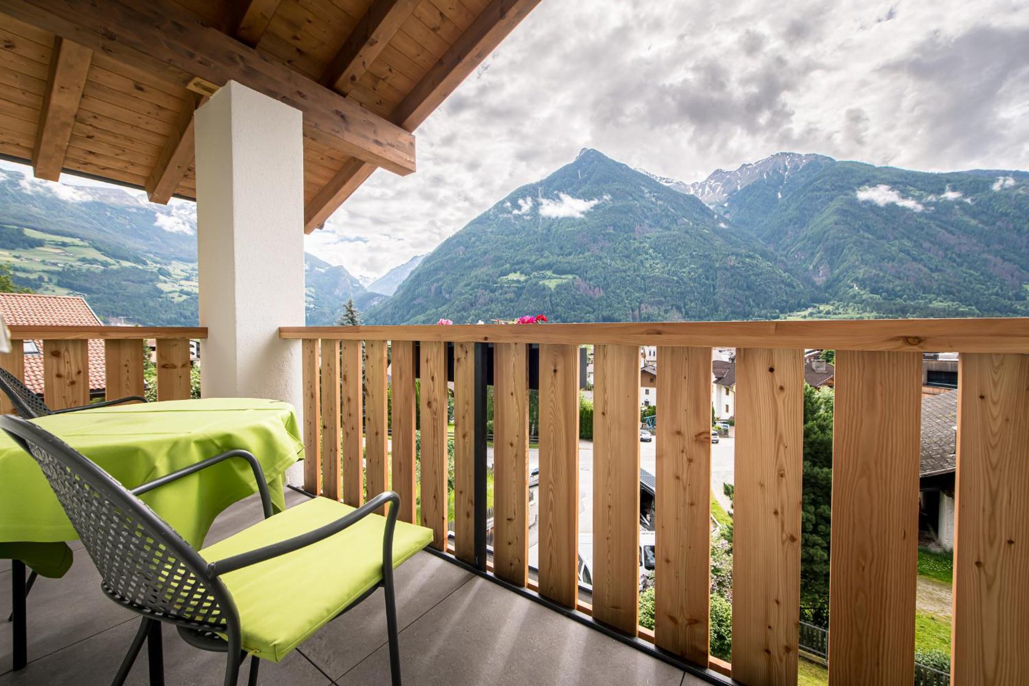 Hotel Taufers Molini di Tures Exterior photo