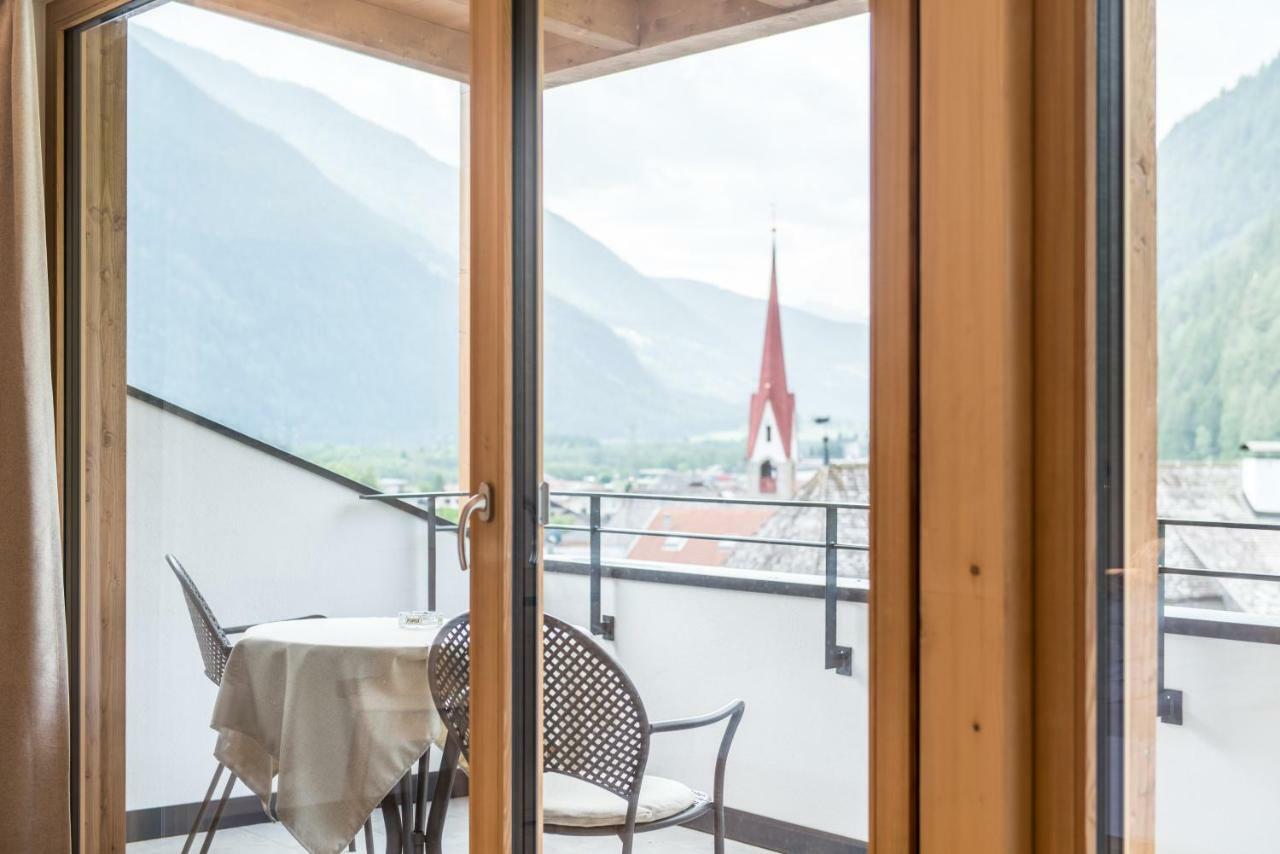 Hotel Taufers Molini di Tures Exterior photo